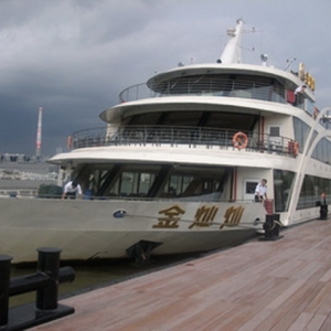 游船